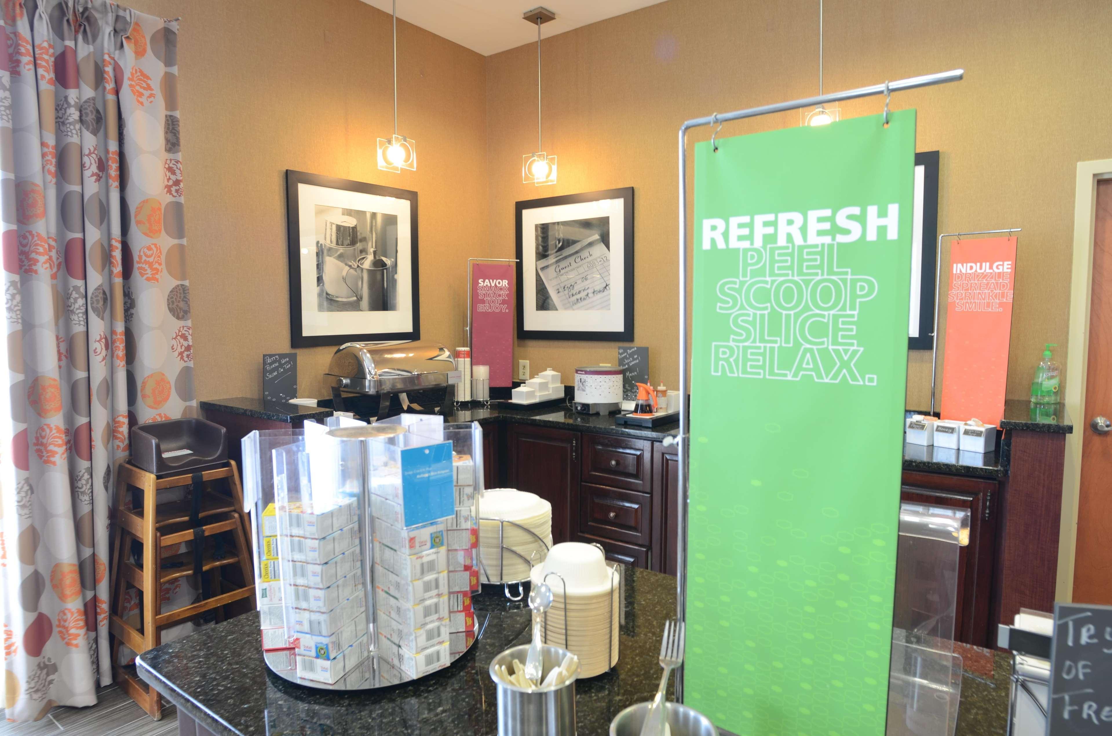 Hampton Inn Видалия Экстерьер фото